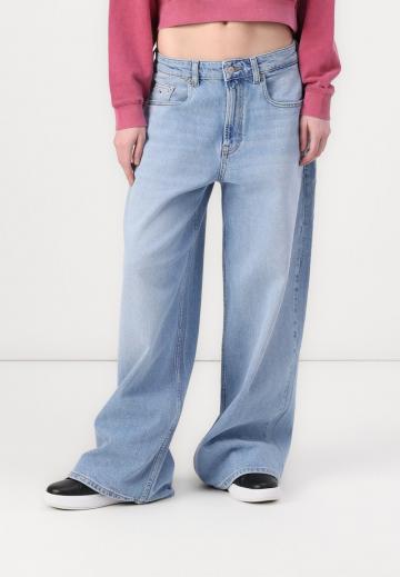 Свободные джинсы