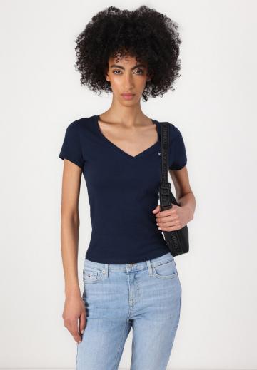 Узкие джинсы