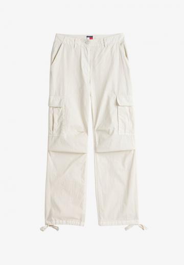 Брюки с накладными карманами