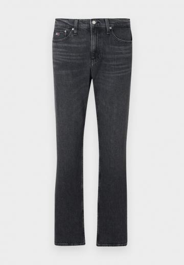 Узкие джинсы