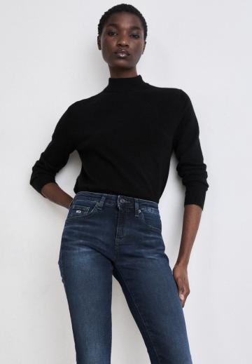 Узкие джинсы