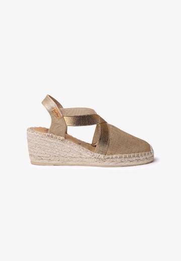 Туфли на танкетке