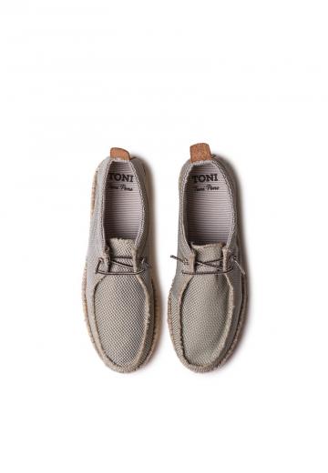 Ботинки на шнуровке