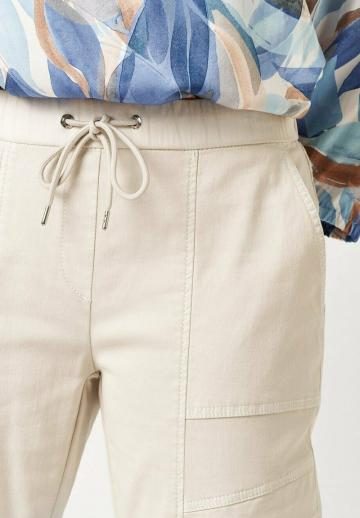 Брюки с накладными карманами