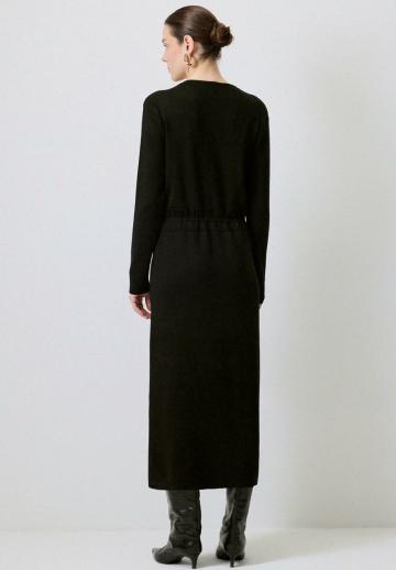 Платье футляр