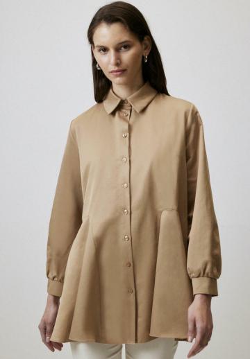 Длинная блузка