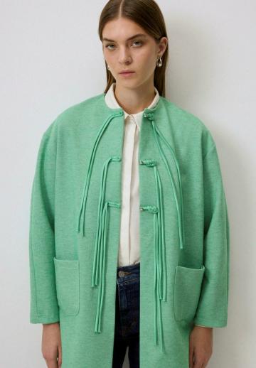 Короткое пальто