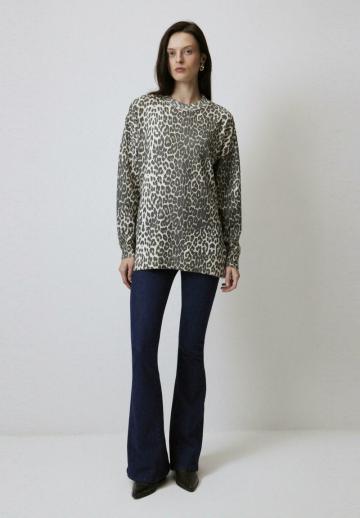 Длинный пуловер