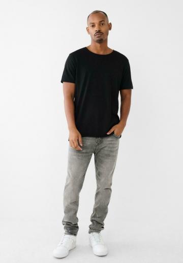 Прямые джинсы