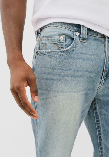 Прямые джинсы