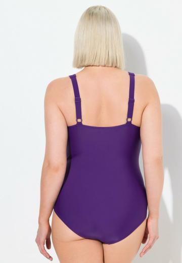 Слитный купальник