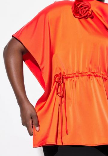 Атласная блузка