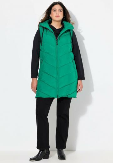 Длинный жилет