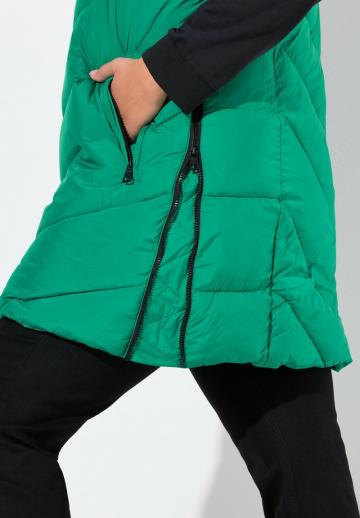 Длинный жилет