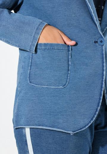 Джинсовая куртка