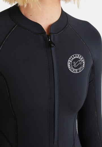 Слитный купальник