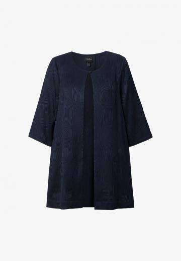 Длинный жилет