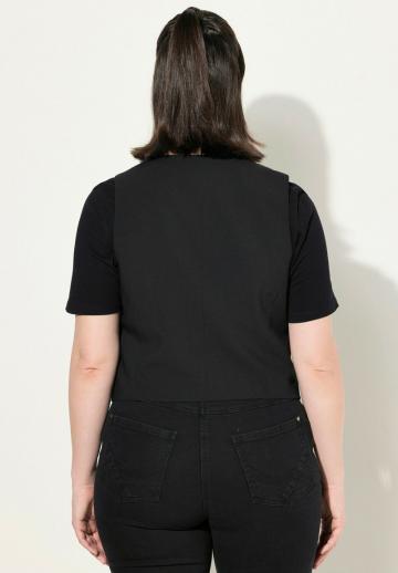 Короткая куртка