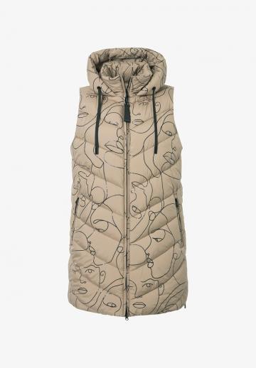 Длинный жилет