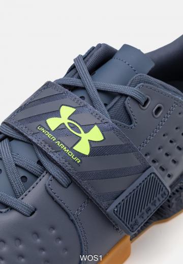 Тренировочные кроссовки