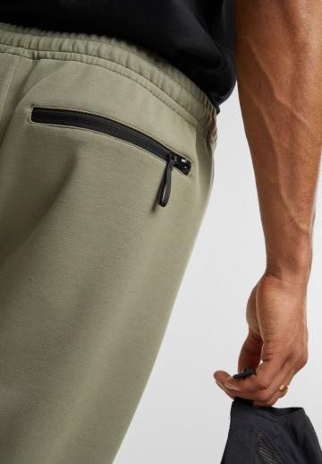 Спортивные штаны