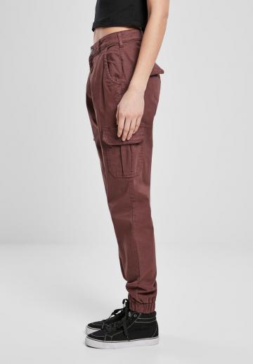 Брюки с накладными карманами