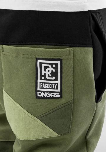 Спортивные штаны