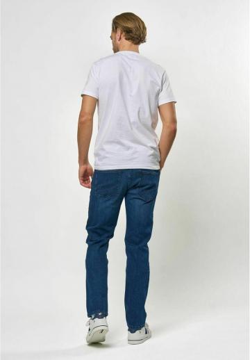 Узкие джинсы