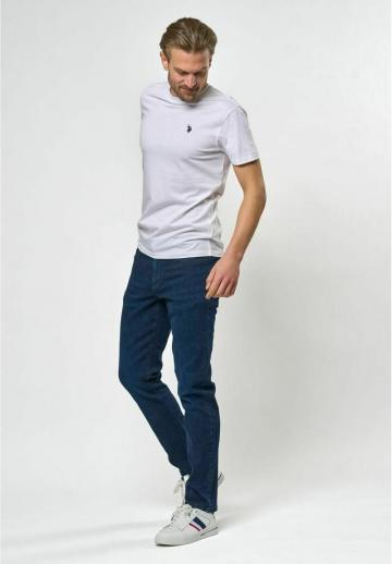 Узкие джинсы