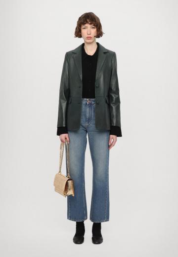 Джинсы бойфренда