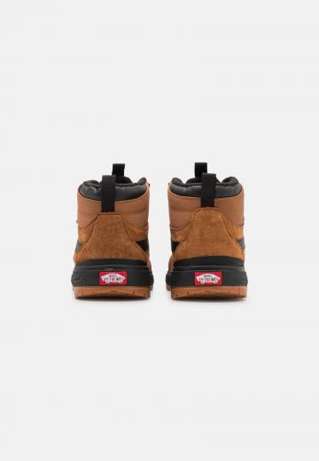 Высокие кеды