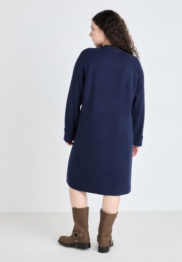 Вязаное платье