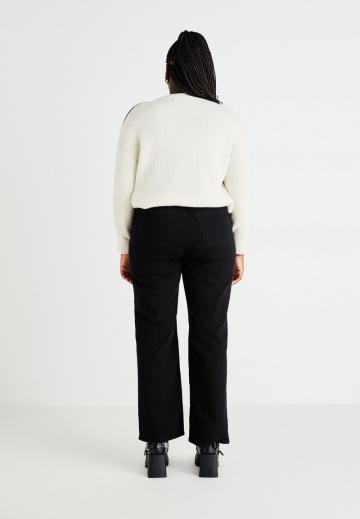 Свободные джинсы