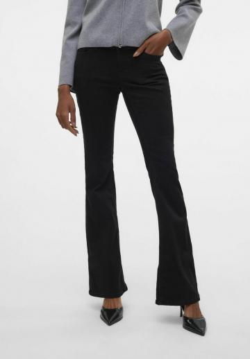 Клешеные джинсы