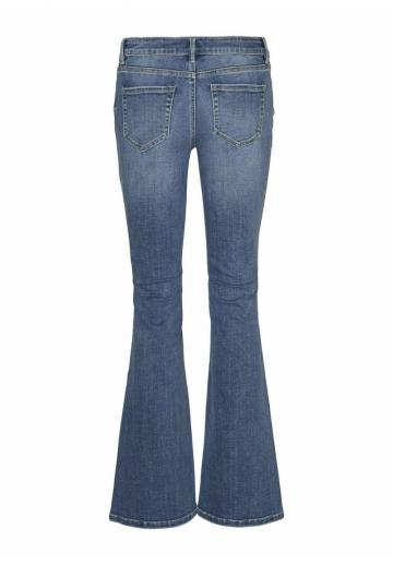 Клешеные джинсы