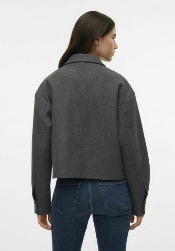 Блейзер с накладными карманами