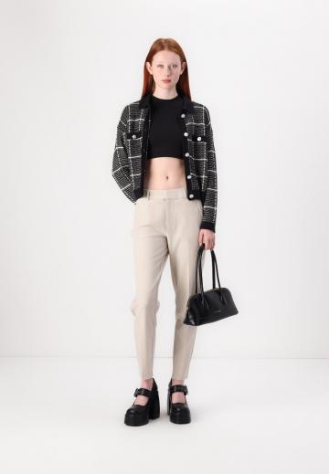 Вязаная кофта