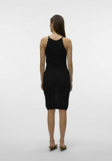 Платье футляр