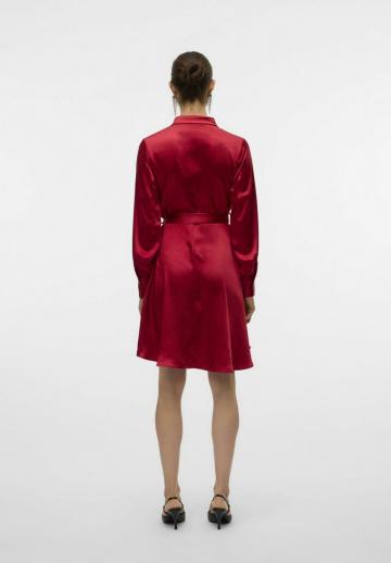 Короткое платье