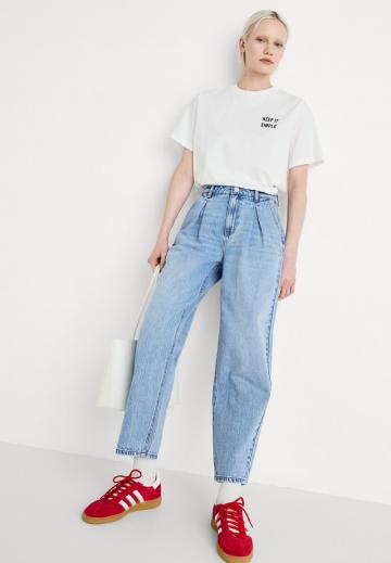 Свободные джинсы