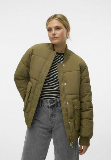 Зимняя куртка