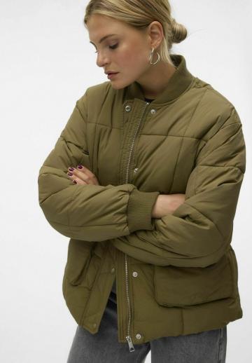 Зимняя куртка