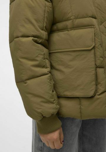 Зимняя куртка