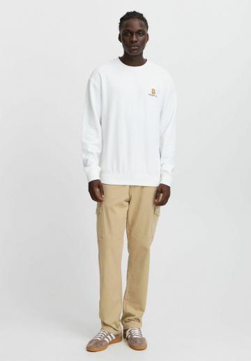 Брюки с накладными карманами