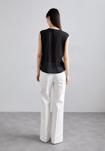 Клешеные джинсы