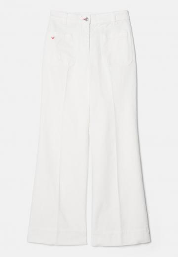 Клешеные джинсы