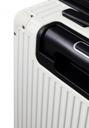 Чемодан на колесах