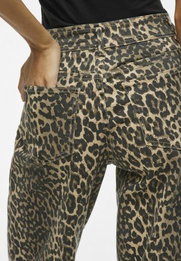 Клешеные джинсы