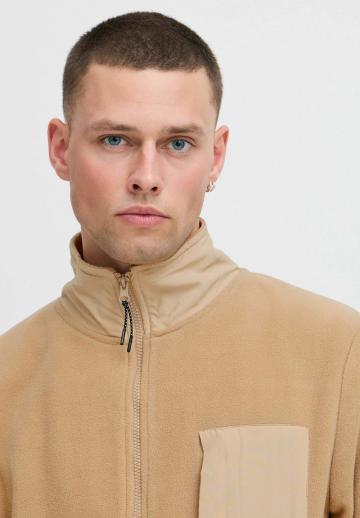 Флисовая куртка