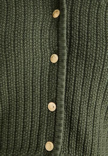 Вязаная кофта